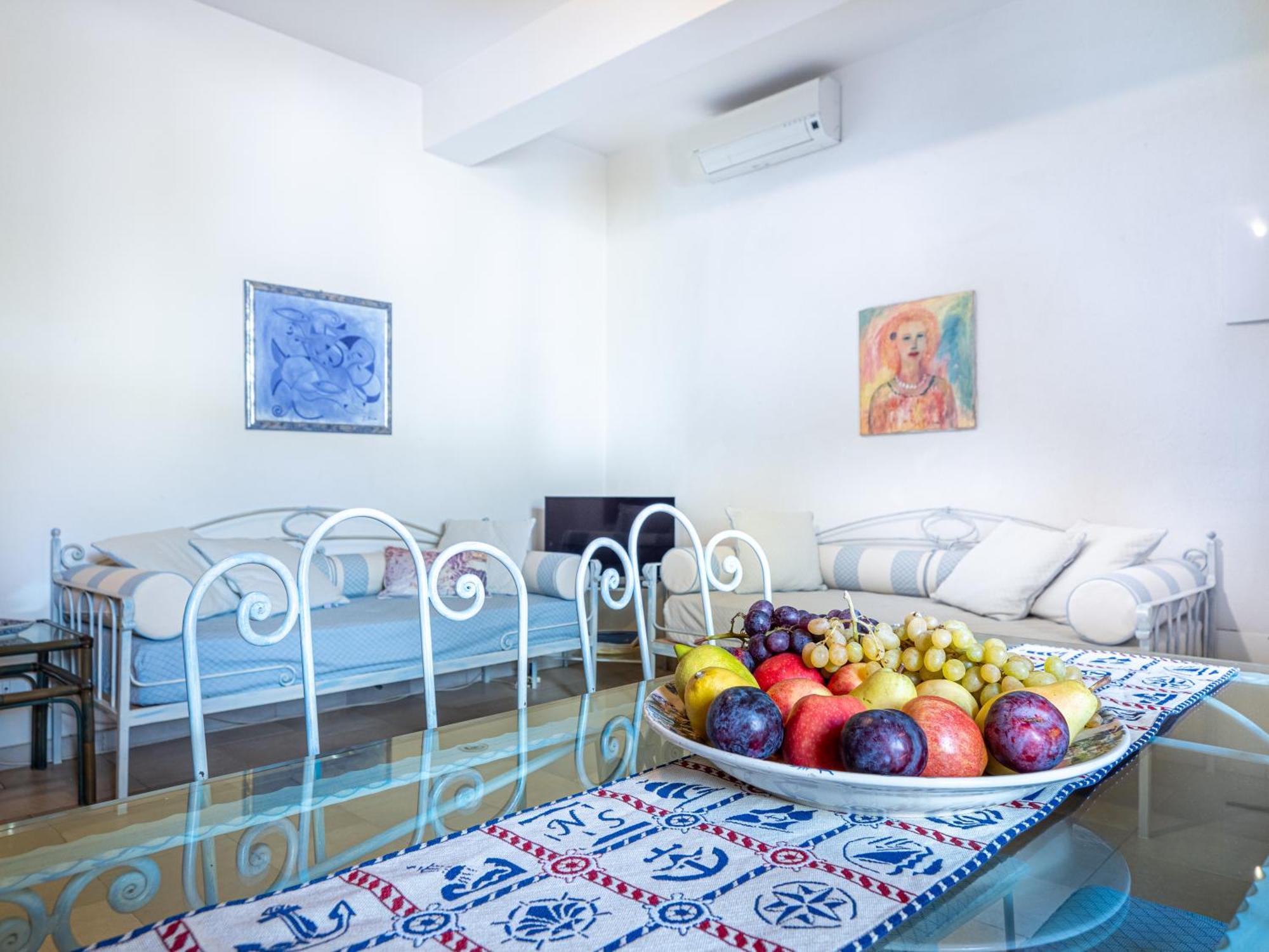 Ollastu Apartments Villasimius Buitenkant foto