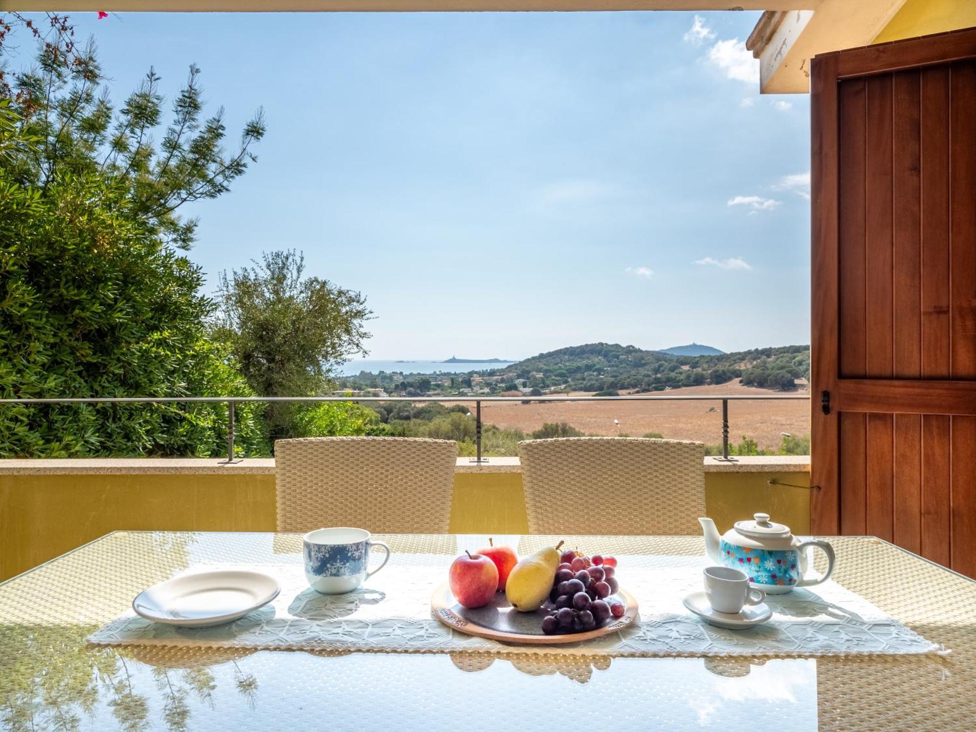 Ollastu Apartments Villasimius Buitenkant foto