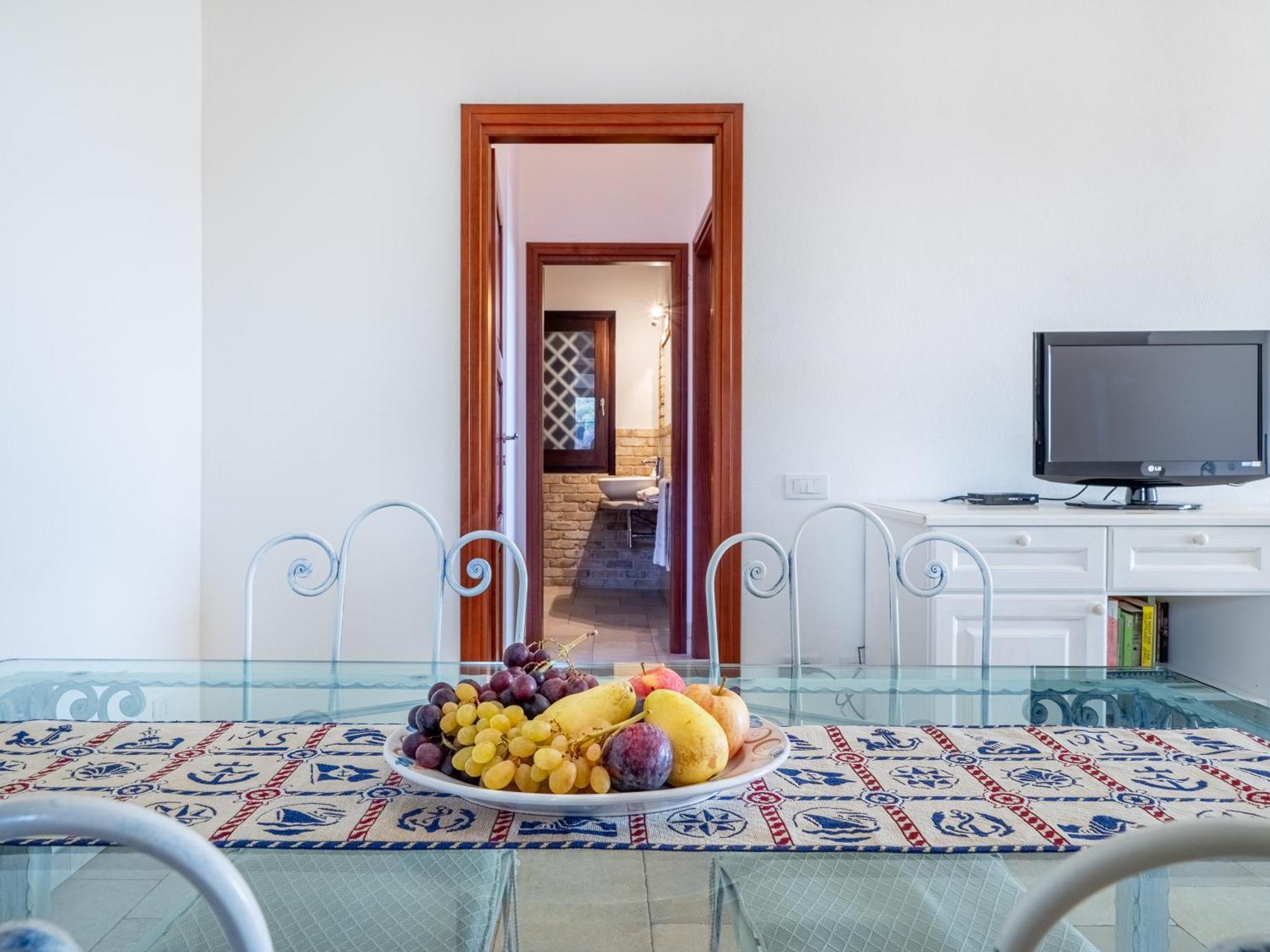 Ollastu Apartments Villasimius Buitenkant foto