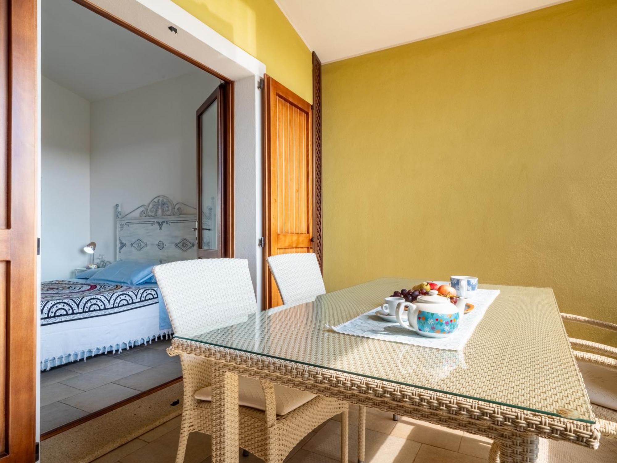 Ollastu Apartments Villasimius Buitenkant foto